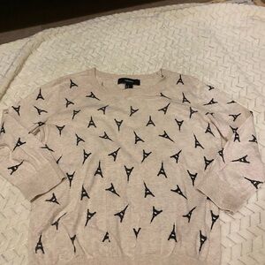 Forever 21 Cream Knit Sweater. 0039